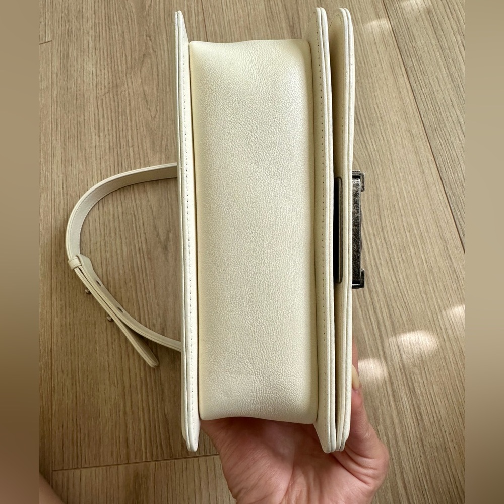 Chanel Off White Small Chevron Boy Bag - Picture 6 of 13